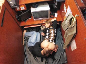 デート中場所を構わず欲情してくるエロカワ彼女をもって幸せ！巨乳顔射潮吹き麻美ゆまのエロ動画