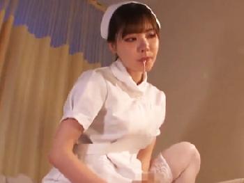 ド淫乱な痴女看護師が患者のペニ棒を貪り精液搾取看護婦フェラのエロ動画