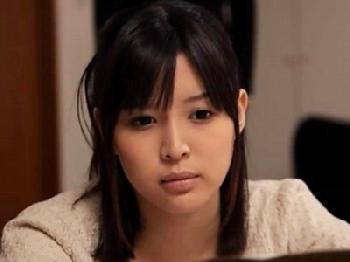 父が倒れて社長の業務を引き継いだお嬢様を婦女暴行女子校生美少女レイプのエロ動画