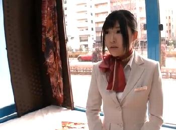 25歳…彼氏と別れて1年でまったく性行為していない素人がオイルマッサで色情パコお姉さんOLナンパマッサージのエロ動画
