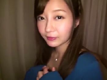 『中に出しちゃったの‥？』顧客獲得の為に本番許可したデリヘル嬢が中出しくらうお姉さんハメ撮りのエロ動画