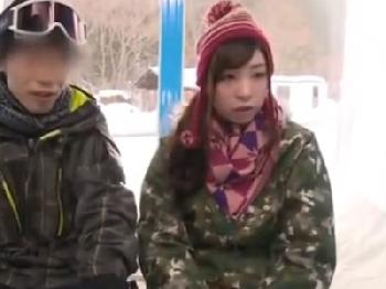 「あぁッ‥きもちぃ‥」物静かな図書室で肉棒受け入れ激しく腰振りまくるショートヘア女子校生巨乳美少女痴女痴漢のエロ動画