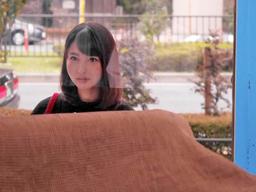 マジックミラー号で素人主婦に乳首マッサージ→火照ったマンコに生姦巨乳人妻ナンパのエロ動画