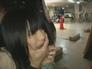 おとなしい系の少女ばかりを狙って自宅突撃する凌辱魔巨乳素人美少女ロリ顔射イラマチオレイプのエロ動画