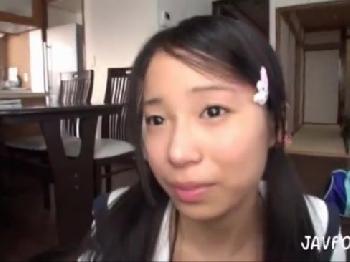 ツインテ美形少女の未発達な無毛マンコにたっぷり中出し美少女ロリパイパンのエロ動画