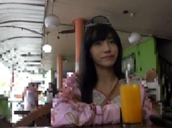 スタイル抜群なアジアン美形お姉さんをカメラで撮影しながら濃密ハメ巨乳美少女ハメ撮りのエロ動画