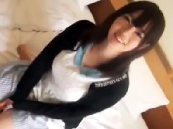 天使みたいなルックスなのにドエロいボディを持つ女子大生とセックス堪能巨乳美少女ハメ撮りナンパのエロ動画