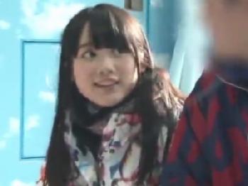 「なんで中に出しちゃったの？」男友人に無許可中出しされ焦る童顔美形少女美少女ロリ盗撮のエロ動画