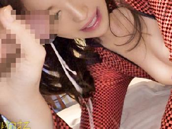 歌舞伎町にいたぶっ飛び女子をホテルに連れ込み連続中出し巨乳お姉さんコスプレナンパのエロ動画