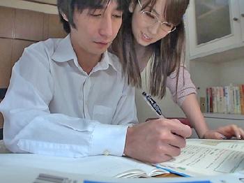 若者大好きな家庭教師が日常的にやっている痴女行為お姉さんめがね波多野結衣のエロ動画