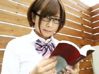 欲求不満そうな美人奥さんをズボハメ→勢い余って無許可中出し巨乳人妻艶堂しほりのエロ動画