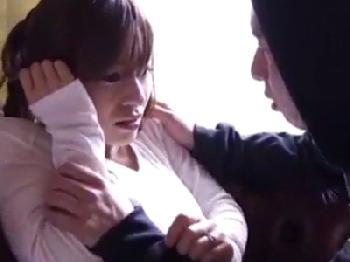 「ちょ待ってやめッ！」麻薬捜査官の美形お姉さんが潜入捜査に失敗し犯されまくるW中出しレイプのエロ動画