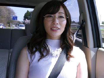 熟女奥様が息子と禁断の一線を越えてヤってしまう人妻のエロ動画