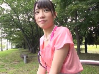 夢はアイドルのスポーツ美形少女が巨大チンポプロ男優のピストンでハメ潮噴射イキ美少女顔射ハメ撮りナンパのエロ動画