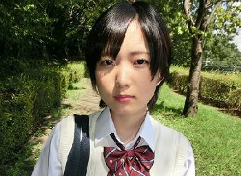 純粋そうに見えてドマゾな女子校生!!イラマチオで濡れちゃう美形少女に種付け＆大量顔面射精美少女ロリ中出し顔射鶴馬さとみのエロ...