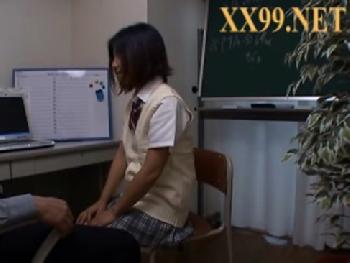 授業態度の悪い女子校生を呼び出し「やらせろよ」と中出しレイプのエロ動画