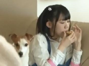 「頂きまーS‥」時間停止能力を使って犬以外の時間を止めて強烈レイプ美少女ロリ人妻中出しのエロ動画