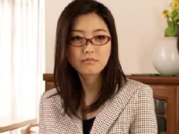 一浪した焦りと勉強のストレスで教え子に中出し凌辱される美人家庭教師めがねレイプのエロ動画