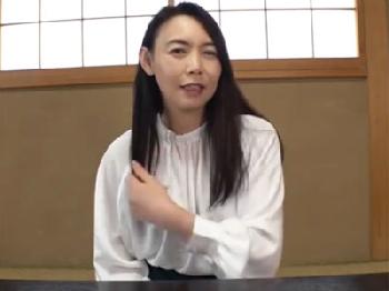 色気のある素人オバちゃん妻が容赦のない生中出しで閉経から回復人妻熟女のエロ動画