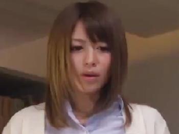 謎の薬で淫乱にさせられたお姉さんが薬の力に抗えず中出しSEX痴女のエロ動画