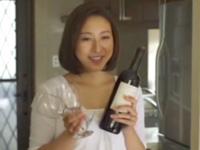 『中だけはやめてくださぃ…っ！』押し入ってきた男に婦女暴行され中出しされる美人マダム巨乳人妻レイプのエロ動画