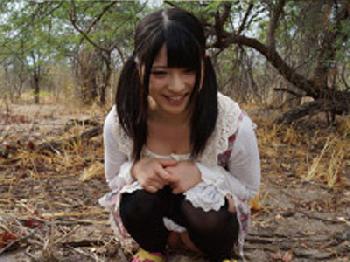 上原亜衣がアフリカ現住人たちと野性的な青姦SEX巨乳美少女のエロ動画