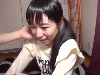 『大っきすぎるよぉッ』つるぺたオッパイミニ系っ娘を大人陰茎で調教美少女ロリ3Pのエロ動画