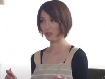 『いやぁ！！やめて…』息子の嫁の弱みを握って寝取る義理父巨乳人妻近親相姦のエロ動画
