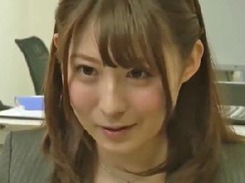めちゃカワ不動産オフィスレディのトラブル解決！謝罪ファック！巨乳人妻OLパンストのエロ動画