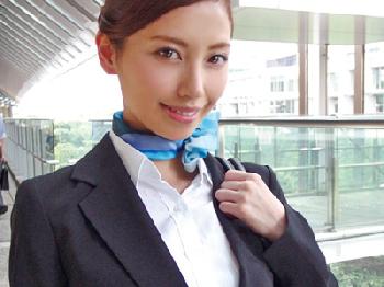 数時間だけ現役CAを好き勝手に弄べる高級売春クラブお姉さんパンスト横山美雪のエロ動画