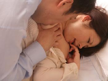 音信不通だった義兄に性的暴行中出しされる巨大乳房奥さん巨乳人妻近親相姦水城奈緒のエロ動画