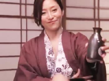 義理の母の艶めかしい入浴姿を目撃してムラついてしまった義理息子が中出しして妊娠ちゃうW巨乳人妻熟女近親相姦のエロ動画