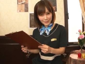 M男専門の魔性メンズ痴女エステサロンの意地悪手コキ責め！美少女フェラのエロ動画