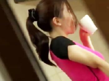 『ちょっとぉ！入らないからぁぁ！』自宅で黒人にデカチン差し込まれアクメ絶叫する奥様巨乳人妻レイプのエロ動画