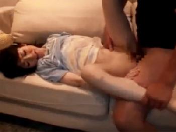 「それだけは許してぇ！」無慈悲なレイプ魔の無慈悲な中出しでアクメするきれいなお姉さんのエロ動画