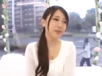 『本当にするんですか？？』清潔感のある素人娘がお金を貰ってプロ男優と激ハメ美少女顔射ナンパのエロ動画