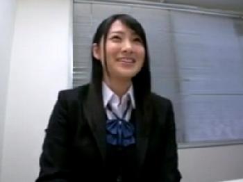 18歳のバスケ部女子がモデル志望の面接へ→悪党プロデューサーに言いくるめられてガッツリJAV出演！素人女子校生美少女ロリのエ...