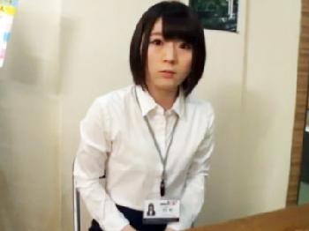 美形少女オフィスレディが拘束されておもちゃでイきまくったあとに素人男性を実技面接美少女OLのエロ動画