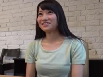 『緊張してます…』アイドル顔の美形少女が汗だくになりながら雌顔イキ美少女ロリのエロ動画