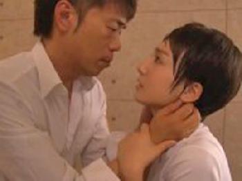 美形なベリショ女子校生が男性教諭とびちょ濡れ禁断ファック巨乳美少女のエロ動画