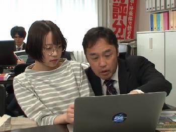 地味メガネだけど隠れ美人な妻が…大嫌いなクソ上司に寝取られて…OLめがねのエロ動画