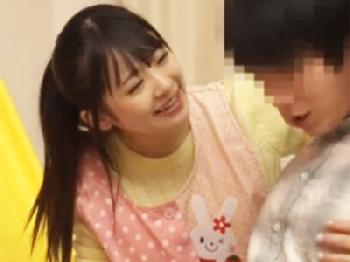 可愛い保育士たちが欲求不満すぎてド性的変態3P赤ちゃんプレイやらかすW巨乳お姉さん痴女中出しのエロ動画