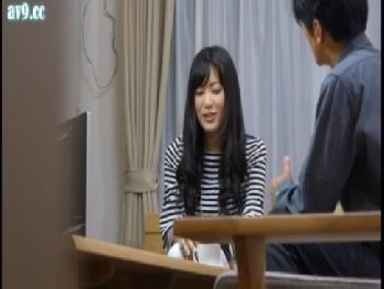 素人の華奢つるぺたオッパイお姉さんばかりが集めた華奢好きのための動画美少女中出しのエロ動画