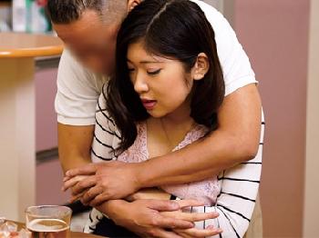 出会い系アプリをやっているのがバレて義兄に脅され言いなり欲望処理玩具と化した妻巨乳人妻中出しパイズリレイプ近親相姦のエロ動画