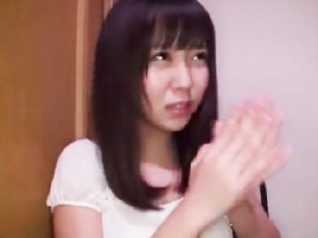 デリヘル読んだらなんと妹が登場→弱みを握って生ハメ中出し美少女近親相姦のエロ動画