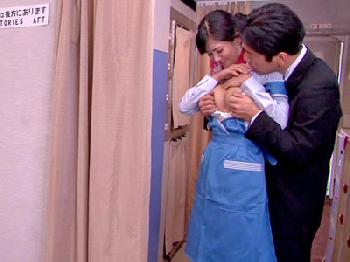 仕事中にムラムラしすぎなファーストクラス担当エロCA巨乳お姉さん痴女麻生希のエロ動画