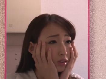 マジか！朝目が覚めたらずっと憧れていた女性上司の身体と入れ替わり！巨乳OL蓮実クレアのエロ動画