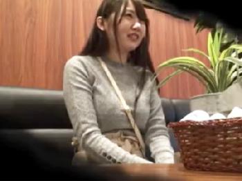 マッチングアプリで出会った美白デカパイ女子大生を快楽責めして強制的に中出しW巨乳美少女ハメ撮りのエロ動画