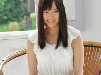 元AKBアイドルがまさかのアダルトビデオデビューで密林陰毛を晒すW美少女デビュー作のエロ動画