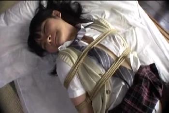 女子校生になったばかりの実の妹を縛って色んな穴を肉棒で掻き回す冷酷兄ロリ痴女中出しイラマチオレイプ近親相姦のエロ動画